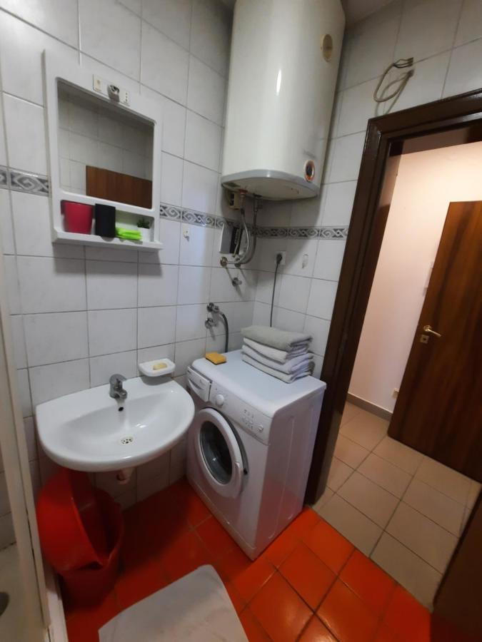 Apartament Studio In The Centre Of Nowy Sad Zewnętrze zdjęcie
